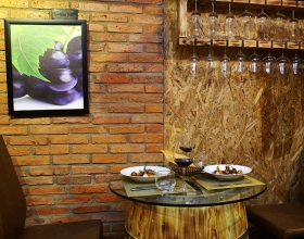 Set Menu Hấp Dẫn Đẳng Cấp 5* Dành Cho 2 Người Tại Hầm Rượu Aum Wine Cellar